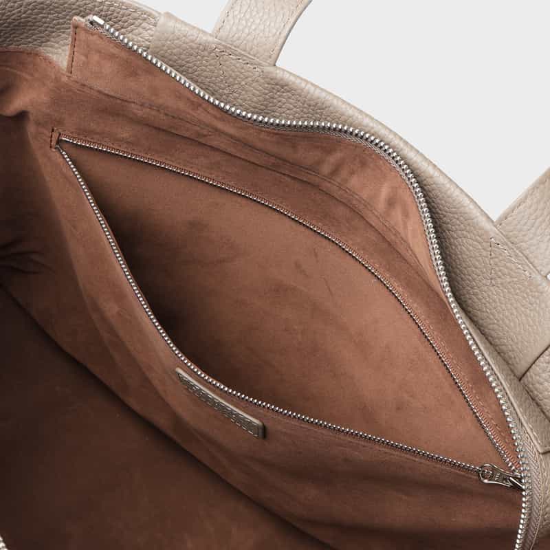 BARNEYS NEW YORK サイドホック付きトートバッグ GRAY