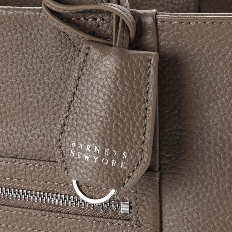BARNEYS NEW YORK サイドホック付きトートバッグ GRAY