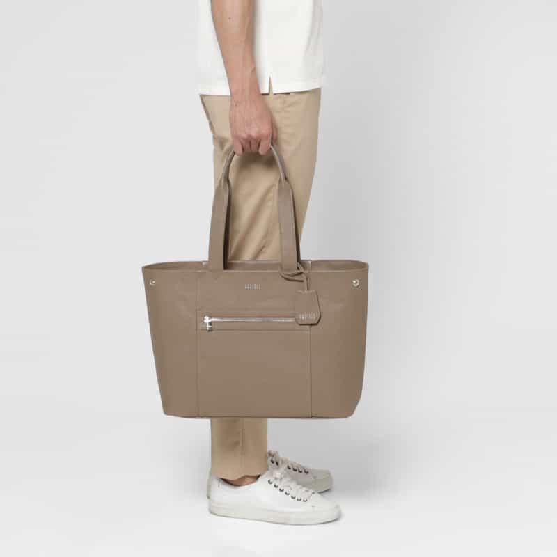 BARNEYS NEW YORK サイドホック付きトートバッグ GRAY