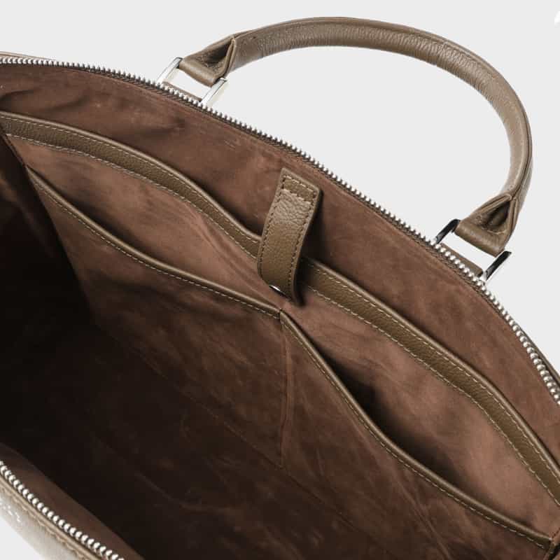 BARNEYS NEW YORK ラウンドジップブリーフケース BEIGE