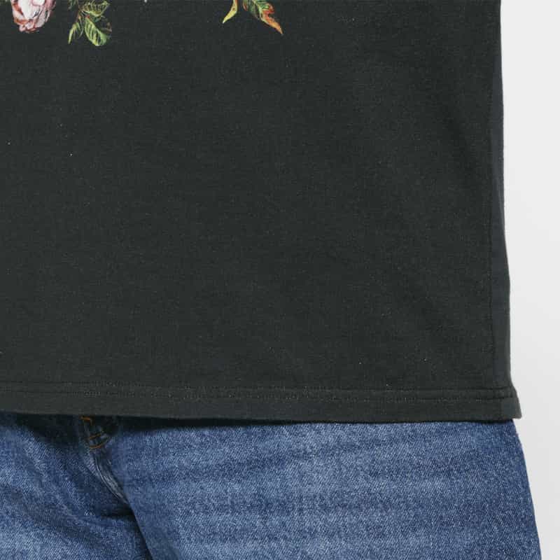 UNDERCOVER UNDERCOVER＜アンダーカバー＞ グラフィックTシャツ BLACK