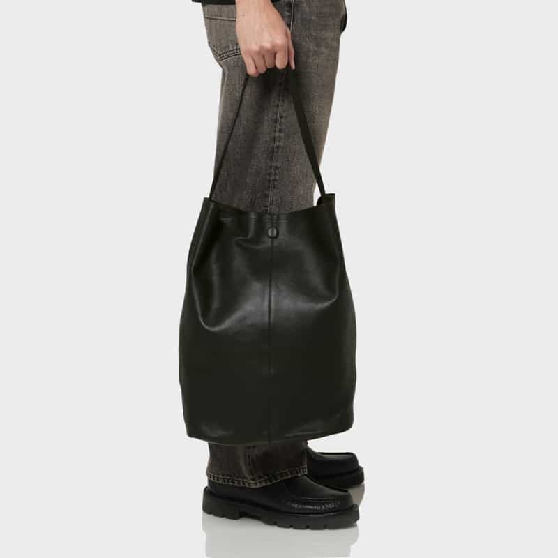 MORPHEE MORPHEE＜モルフェ＞ ワンショルダーバッグ（L） BLACK