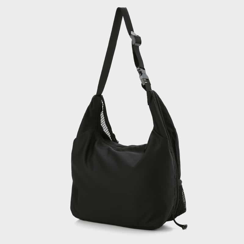 ARCS LONDON ARCS LONDON＜アークス ロンドン＞ スリングバッグ BLACK