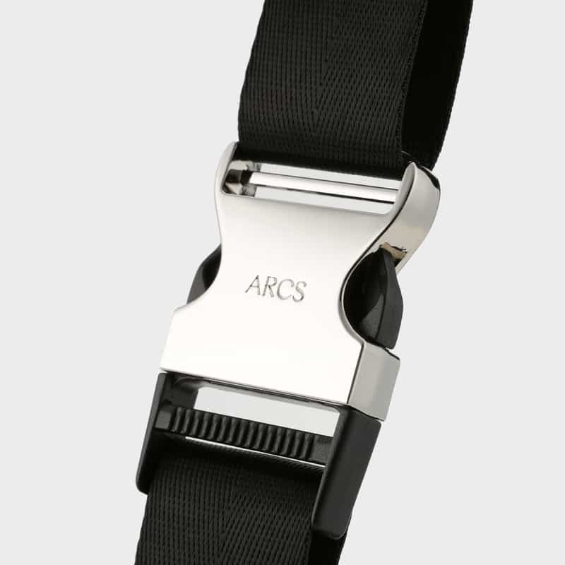 ARCS LONDON ARCS LONDON＜アークス ロンドン＞ スリングバッグ BLACK