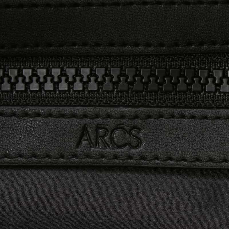 ARCS LONDON ARCS LONDON＜アークス ロンドン＞ スリングバッグ BLACK