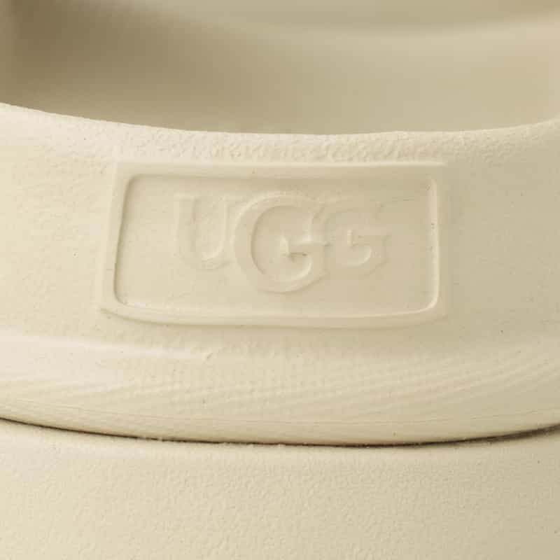 UGG(R) UGG(R) ＜アグ＞ プラットフォームサンダル “GOLDENGLOW“ BEIGE