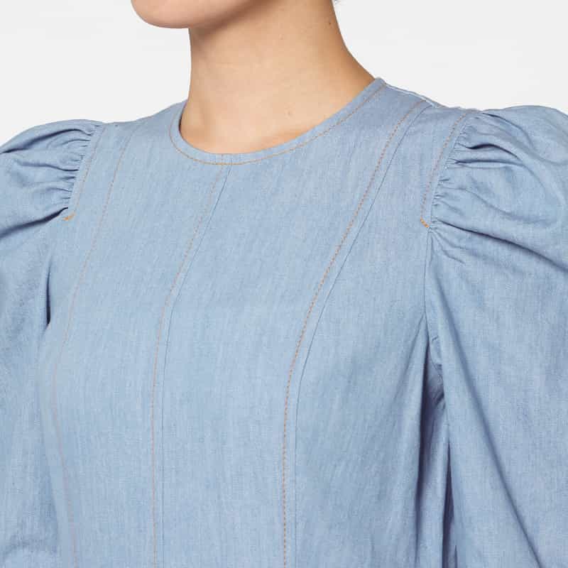 BARNEYS NEW YORK ウォッシャブル デニム素材 パフスリーブオールインワン LIGHT BLUE