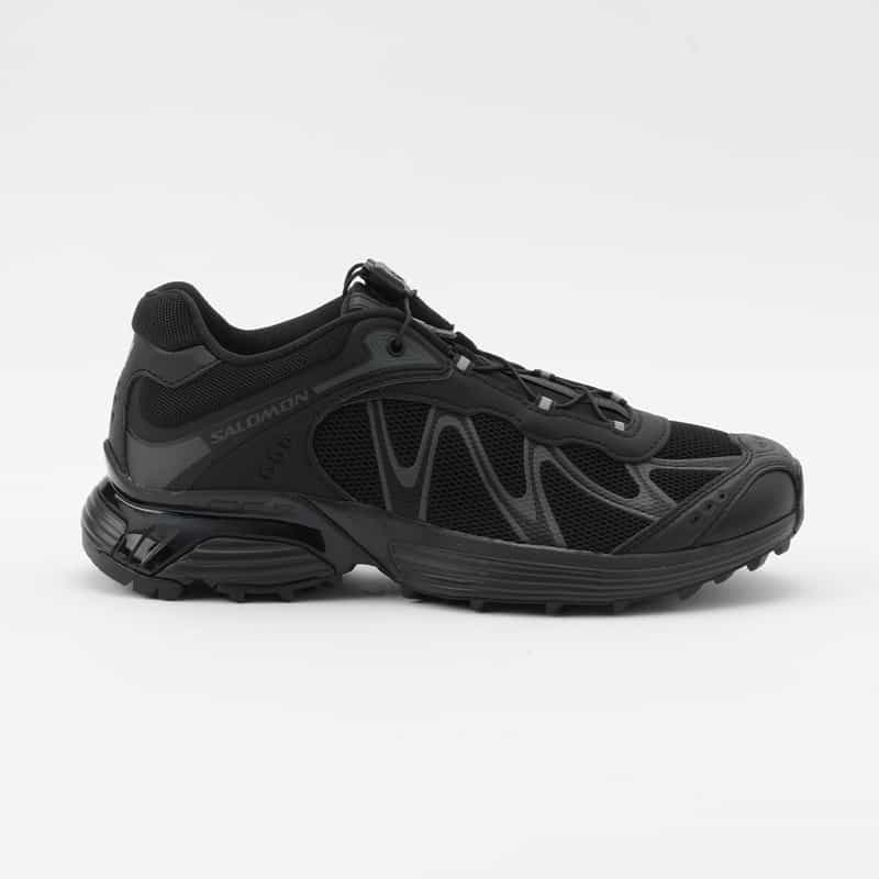 SALOMON SALOMON＜サロモン＞ スニーカー "XT-WHISPER" BLACK