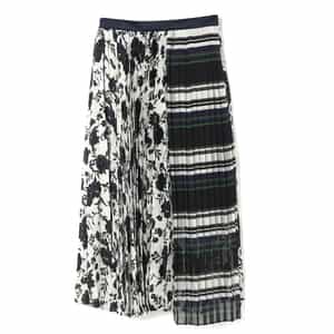 SACAI＜サカイ＞ プリーツ入りロングスカート