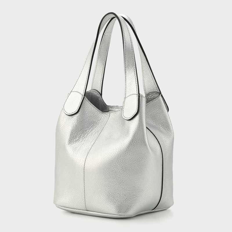 RIPANI RIPANI＜リパーニ＞ メタリックハンドバッグ “ANNA“ SILVER