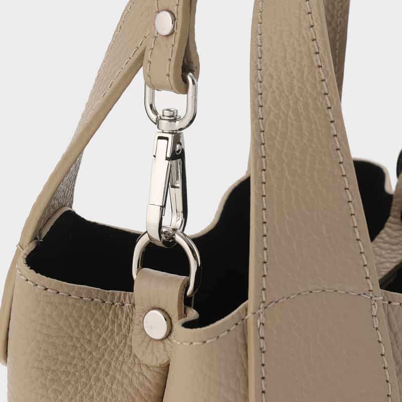 RIPANI RIPANI＜リパーニ＞ 異素材コンビネーションハンドバッグ “ANNA“ BEIGE