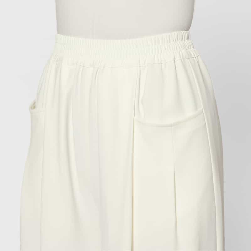 BARNEYS NEW YORK ウォッシャブル デザインポケット タックワイドパンツ OFF WHITE