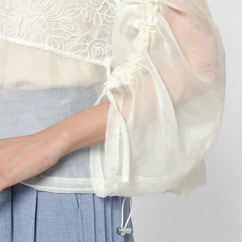 BARNEYS NEW YORK ウォッシャブル レースドッキング シアー素材ショートブルゾン WHITE
