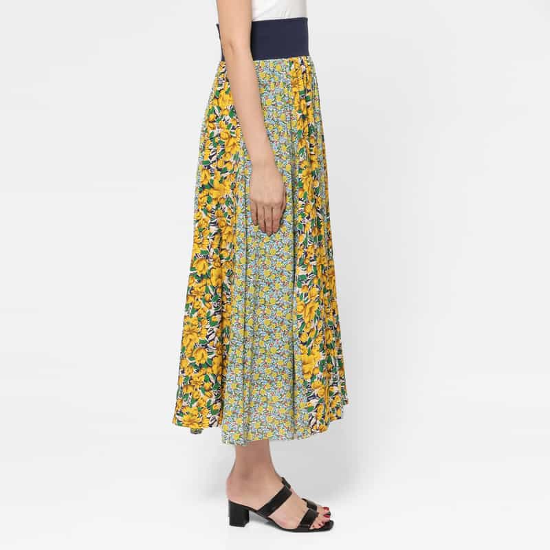 BARNEYS NEW YORK ウォッシャブル コンビネーションフラワープリントロングスカート YELLOW