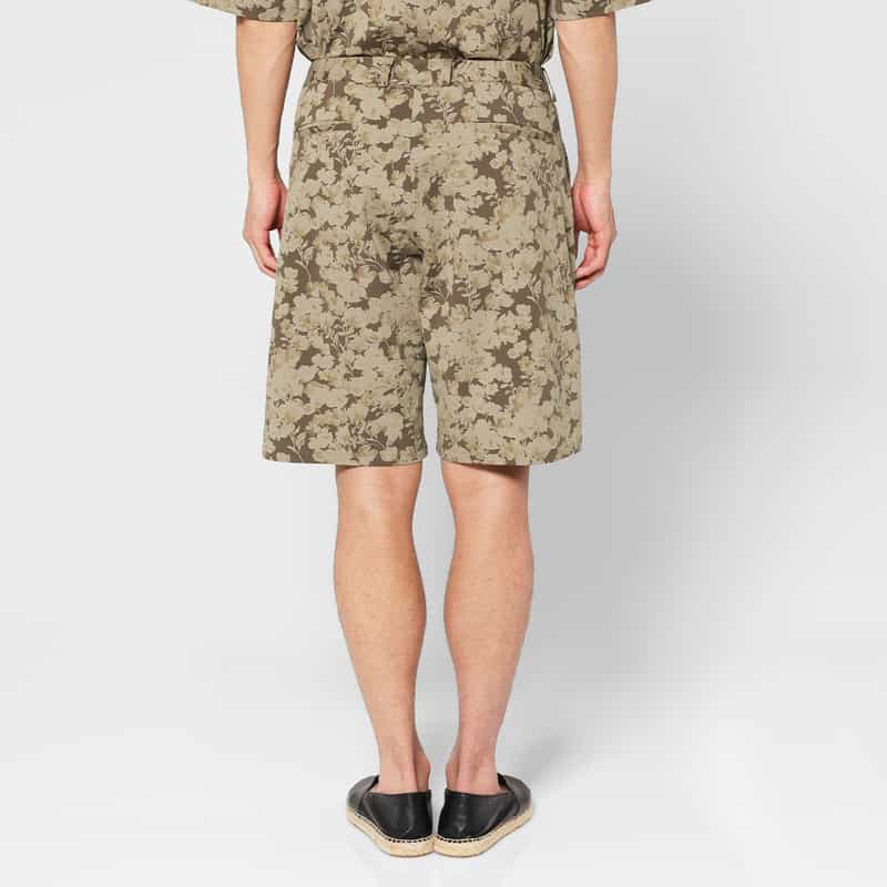 KANEMASA PHIL. KANEMASA PHIL.＜カネマサフィル＞ バーニーズ　ニューヨーク限定 リーフ柄ショーツ YELLOW