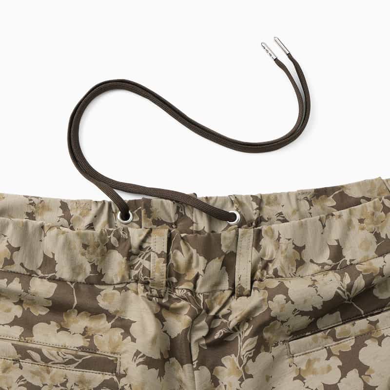 KANEMASA PHIL. KANEMASA PHIL.＜カネマサフィル＞ バーニーズ　ニューヨーク限定 リーフ柄ショーツ YELLOW