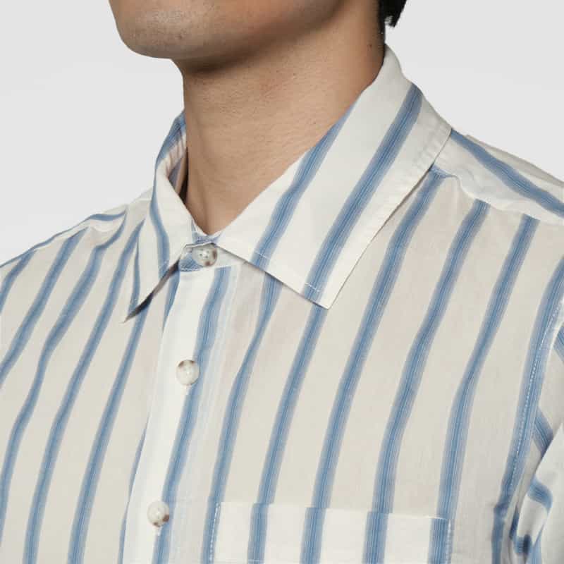 COMMAS COMMAS＜コンマ＞ ストライプ柄カジュアルシャツ LIGHT BLUE