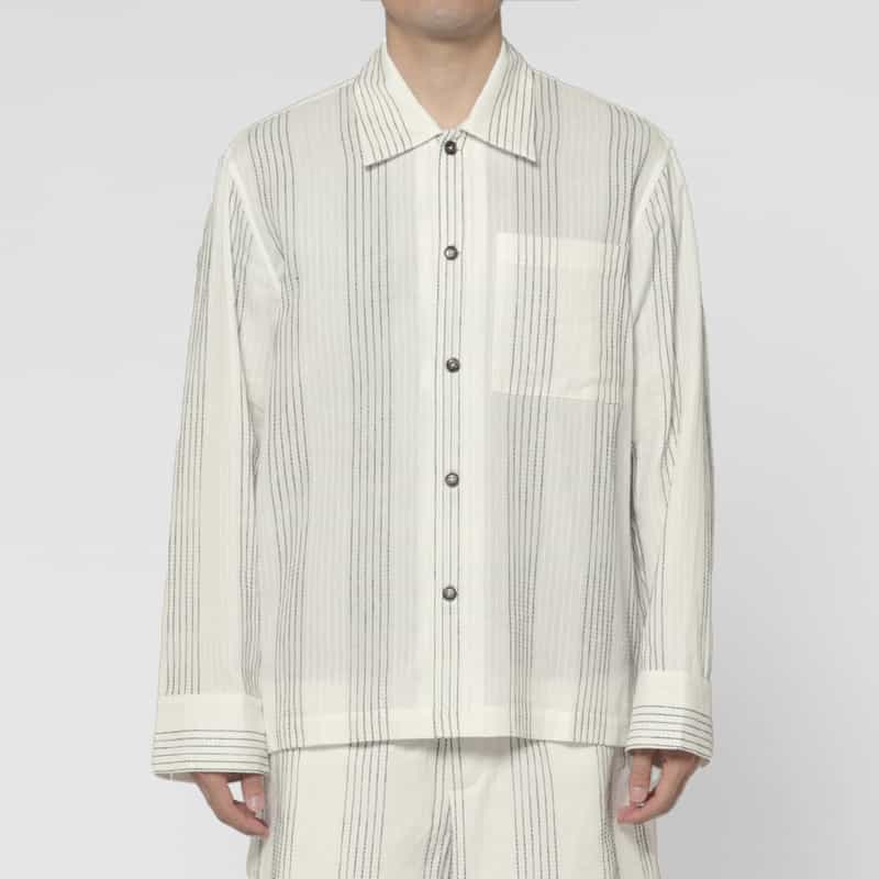 COMMAS COMMAS＜コンマ＞ ストライプ柄オーバーサイズシャツ WHITE