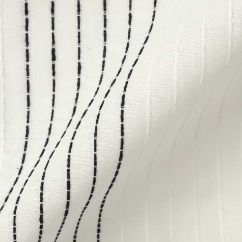 COMMAS COMMAS＜コンマ＞ ストライプ柄オーバーサイズシャツ WHITE