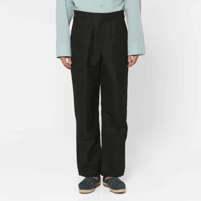 COMMAS COMMAS＜コンマ＞ タック入りパンツ BLACK