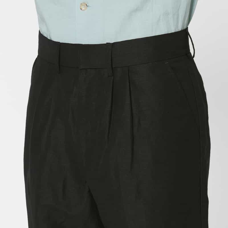 COMMAS COMMAS＜コンマ＞ タック入りパンツ BLACK