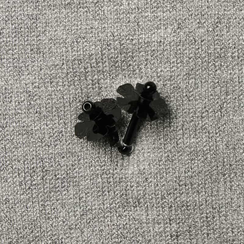 ATELIER EDITION ATELIER EDITION ＜アトリエ エディション＞バーニーズ　ニューヨーク限定 ビーズ刺繍ニットカーディガン GRAY