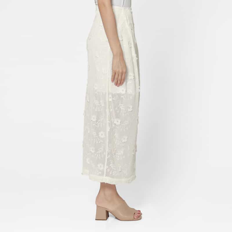 ATELIER EDITION ATELIER EDITION ＜アトリエ エディション＞フラワーレースロングスカート WHITE