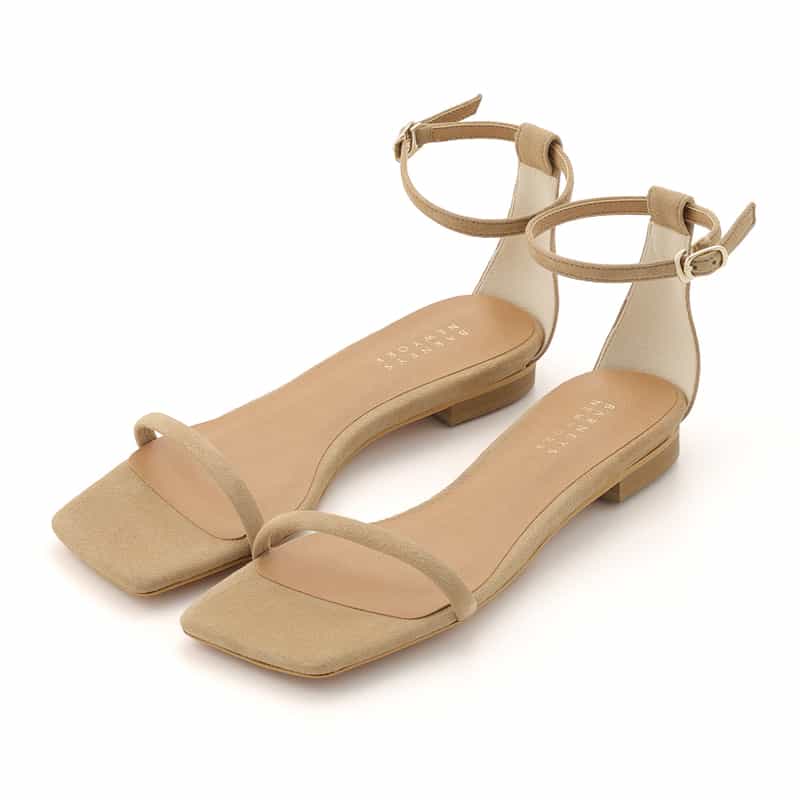 BARNEYS NEW YORK アンクルストラップ フラットサンダル BEIGE