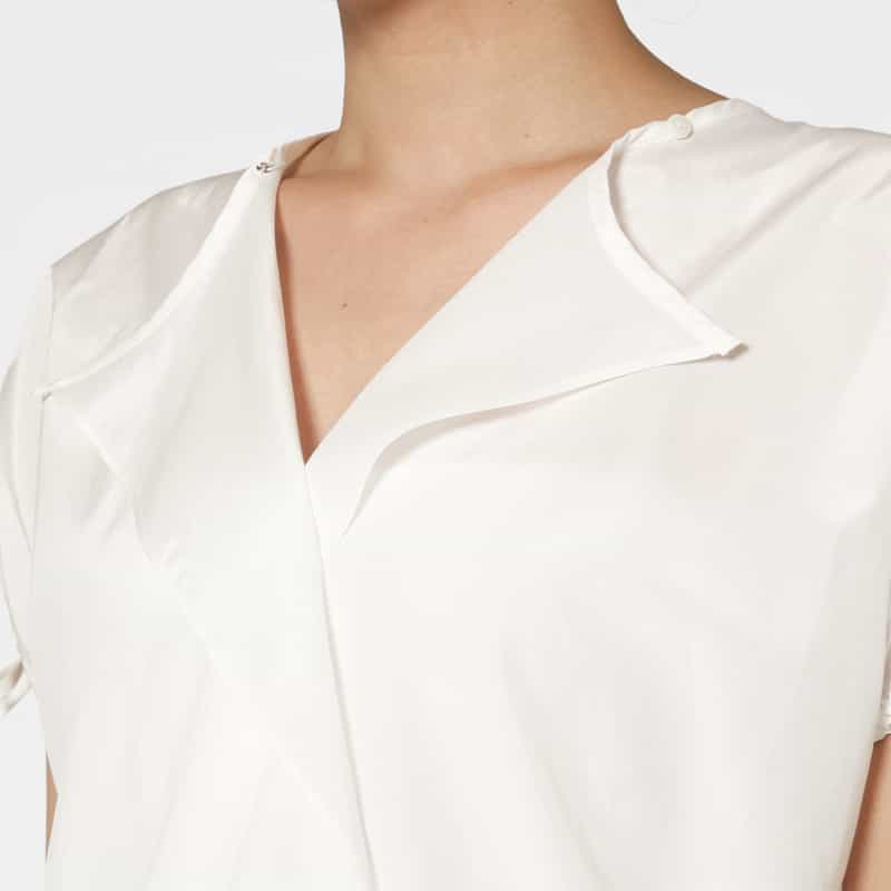 THE LOOM THE LOOM ＜ザ ルーム＞ シアー素材 パフスリーブボリュームブラウス WHITE