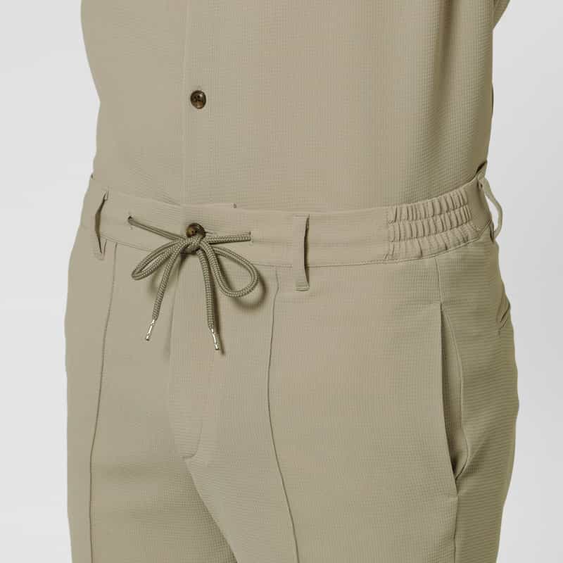 BARNEYS NEW YORK セットアップ ストレッチワッフル素材ショーツ WHITE