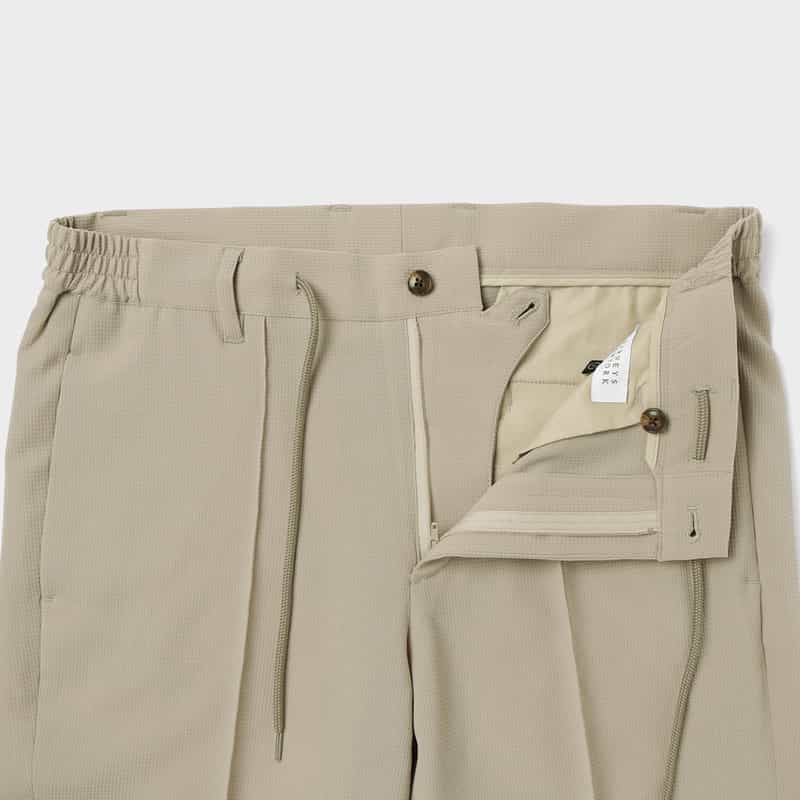 BARNEYS NEW YORK セットアップ ストレッチワッフル素材ショーツ WHITE