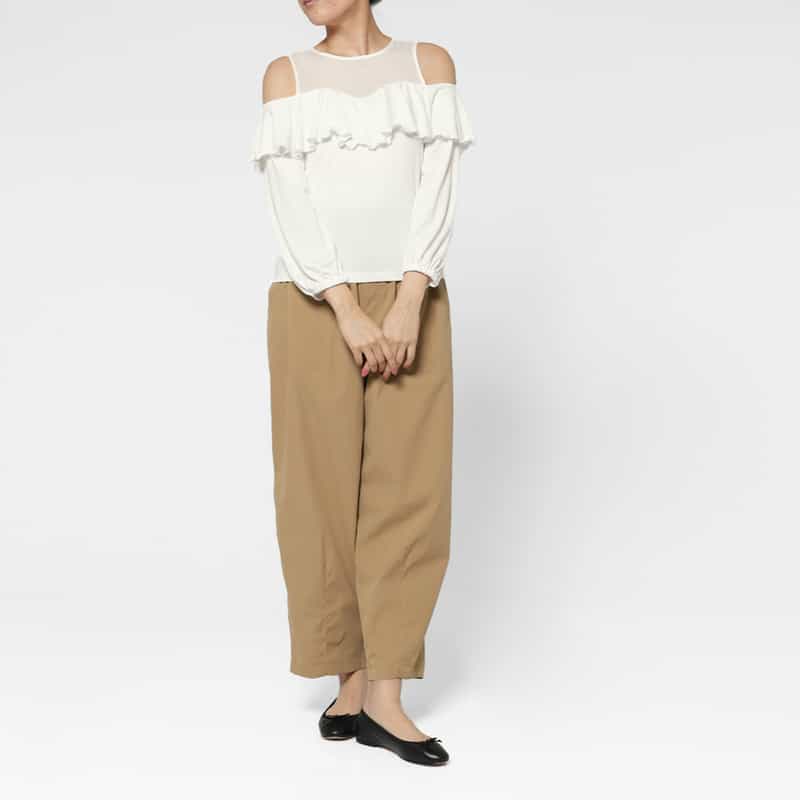 BARNEYS NEW YORK オフショルダー フリルカットソー OFF WHITE