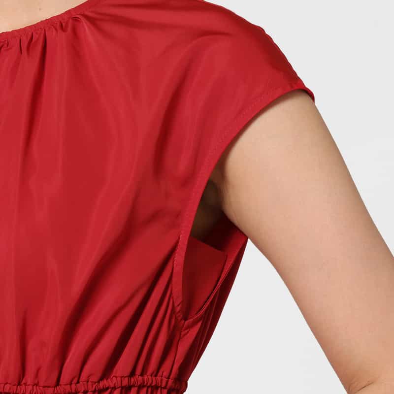 BARNEYS NEW YORK ウォッシャブル フレンチスリーブギャザードレス RED