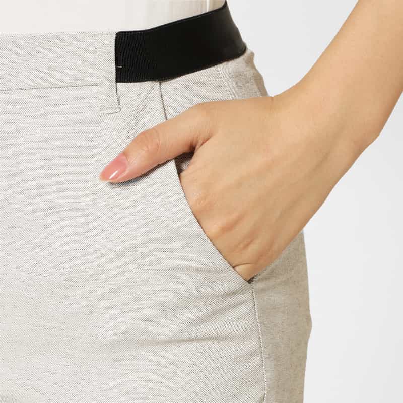 BARNEYS NEW YORK ウォッシャブル バックウエストゴム テーパードパンツ LIGHT GRAY