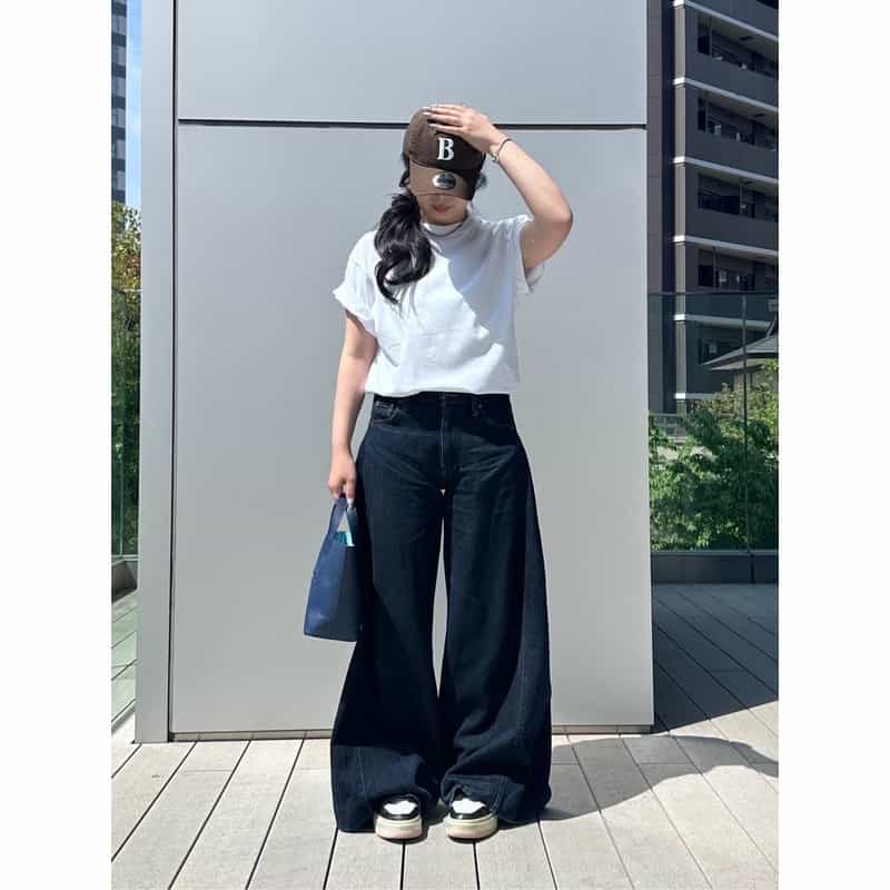 BARNEYS NEW YORK "BARNEYS" ＜チャンピオン＞ ロゴ入りカットソー WHITE