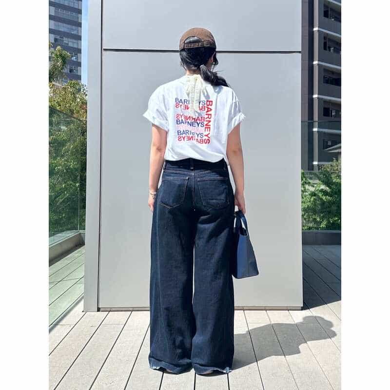 BARNEYS NEW YORK "BARNEYS" ＜チャンピオン＞ ロゴ入りカットソー WHITE