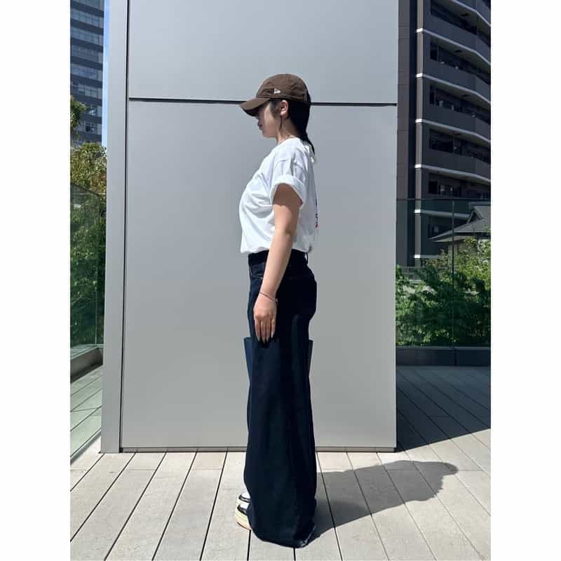 BARNEYS NEW YORK "BARNEYS" ＜チャンピオン＞ ロゴ入りカットソー WHITE