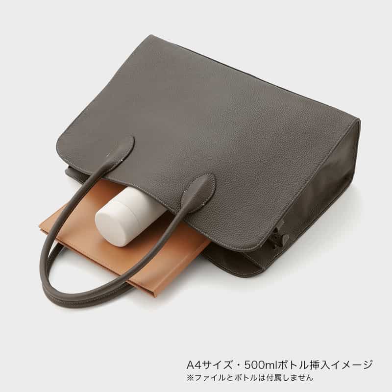 BARNEYS NEW YORK ブリーフトートバッグ BROWN