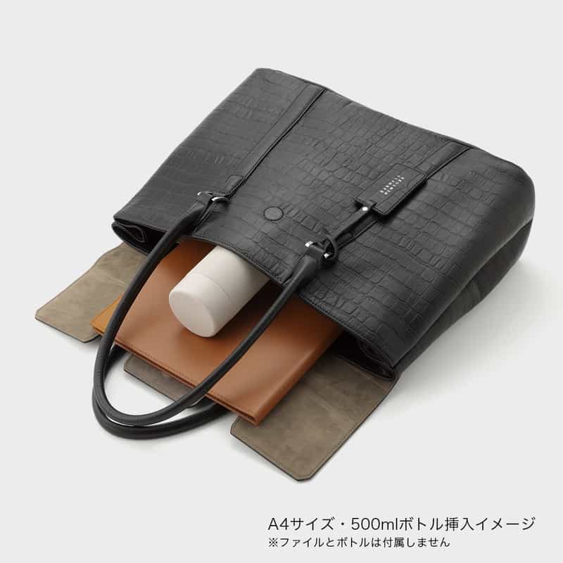 BARNEYS NEW YORK フラップ付きクロコ型押しトートバッグ BLACK