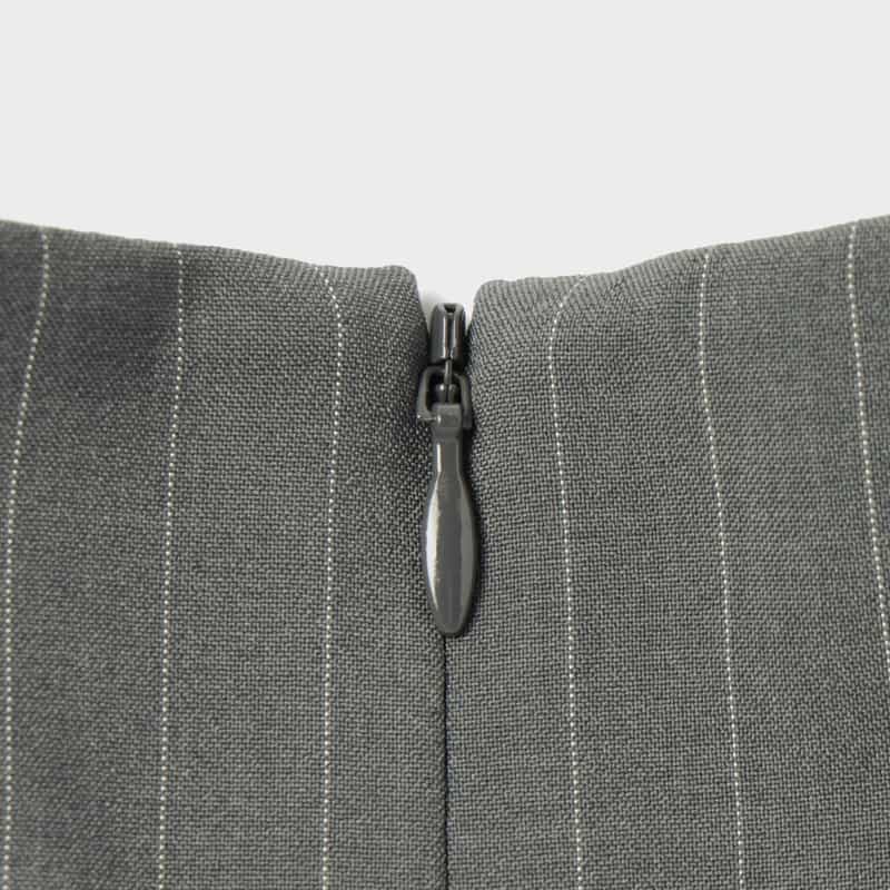 BARNEYS NEW YORK セットアップ ウォッシャブル ストライプ柄ブレアブラウス GRAY