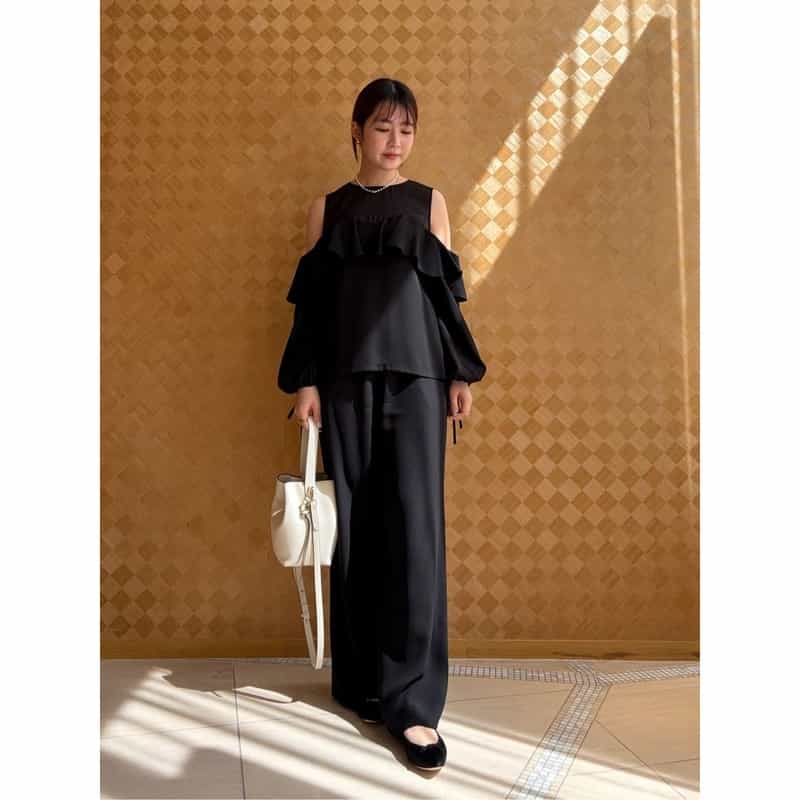 BARNEYS NEW YORK ハラコ素材 ポインテッドトゥバレエシューズ BLACK