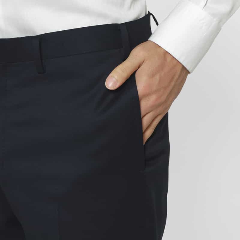 BARNEYS NEW YORK スーツ（ロロピアーナ社製ウール使用） NAVY