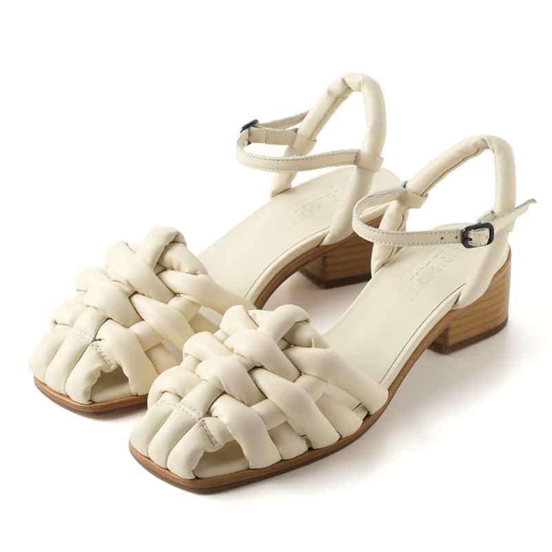 HEREU HEREU ＜ヘリュー＞ ストラップサンダル IVORY