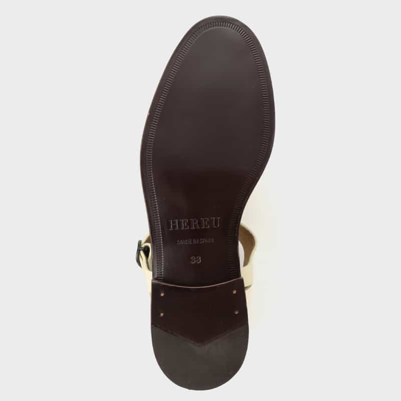 HEREU HEREU ＜ヘリュー＞ グルカサンダル IVORY