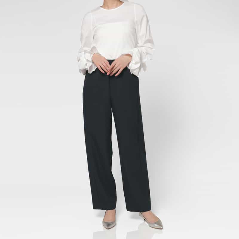 BARNEYS NEW YORK ウォッシャブル サイドタック入りイージーストレートパンツ NAVY