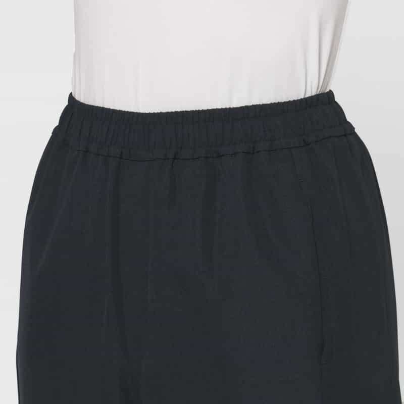 BARNEYS NEW YORK ウォッシャブル サイドタック入りイージーストレートパンツ NAVY