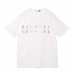 マルチカラーロゴ入りTシャツ
