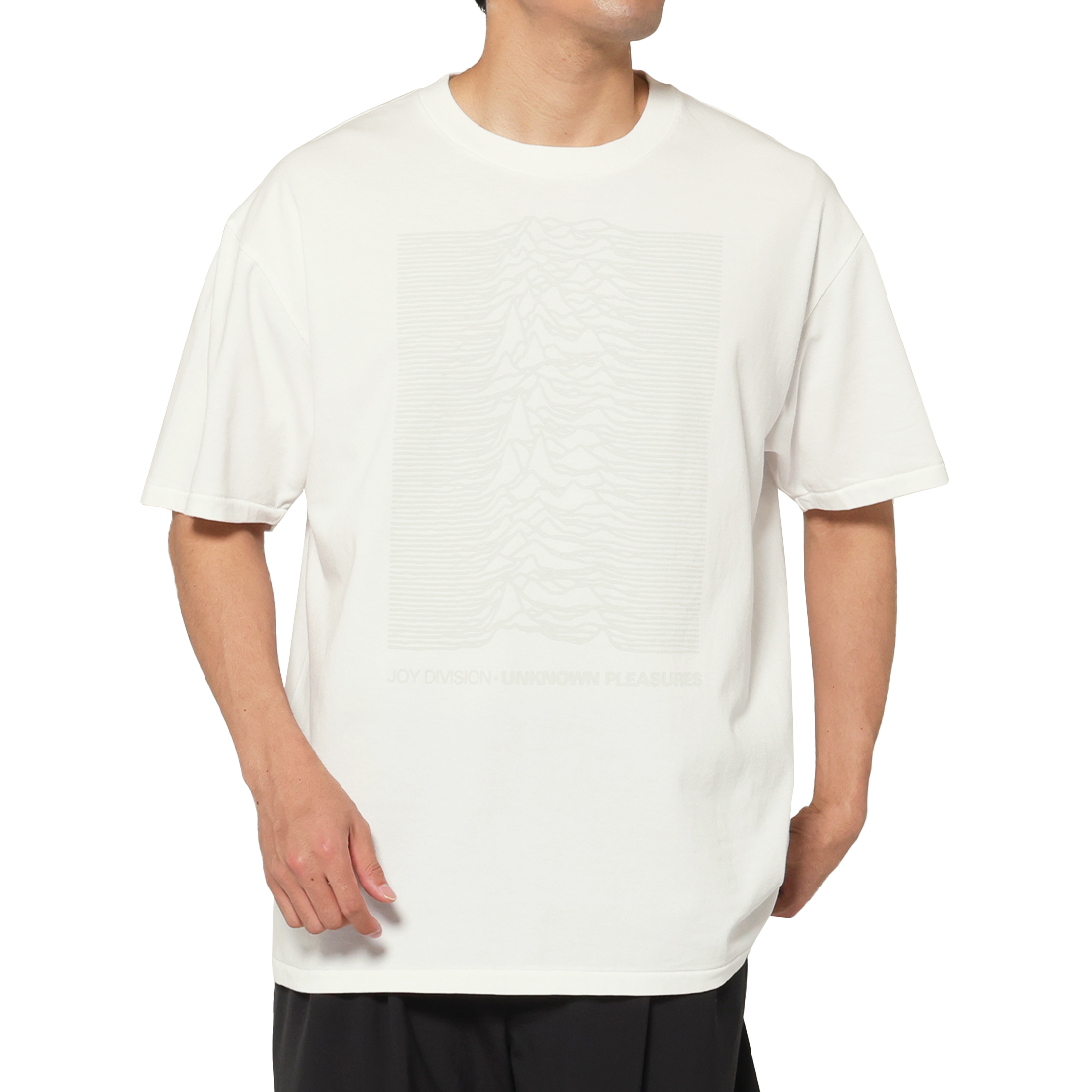 INSONNIA PROJECTS＜インソニア プロジェクト＞ バーニーズ　ニューヨーク限定 グラフィックTシャツ