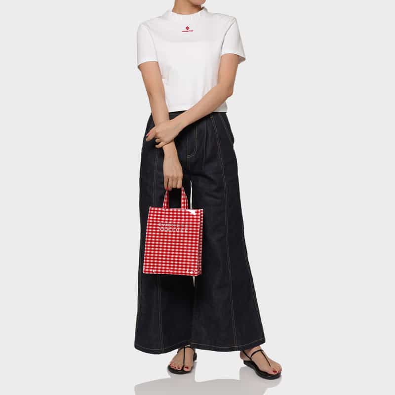 BARNEYS NEW YORK ロゴ入りPVCトートバッグ／ギンガムチェック柄（M） RED