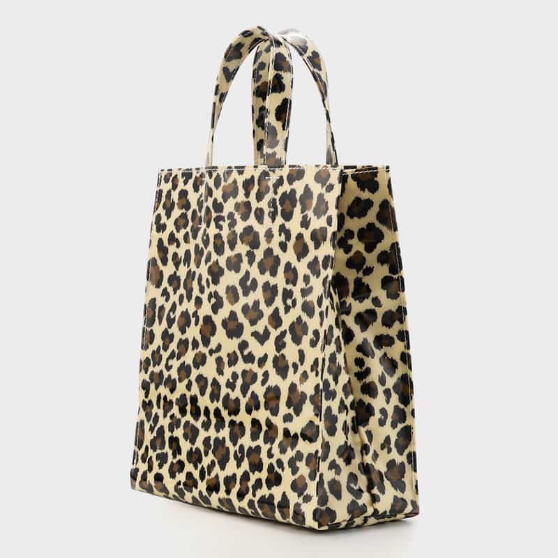BARNEYS NEW YORK ロゴ入りPVCトートバッグ／レオパード柄（M） BEIGE